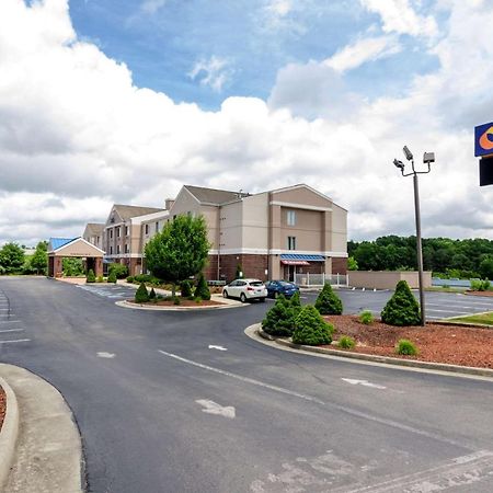 Comfort Inn & Suites Hillsville I-77 Esterno foto