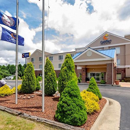Comfort Inn & Suites Hillsville I-77 Esterno foto