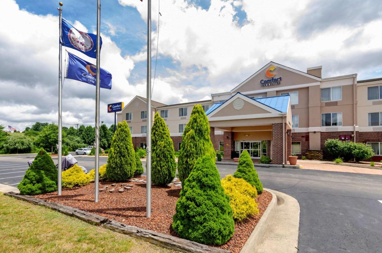 Comfort Inn & Suites Hillsville I-77 Esterno foto
