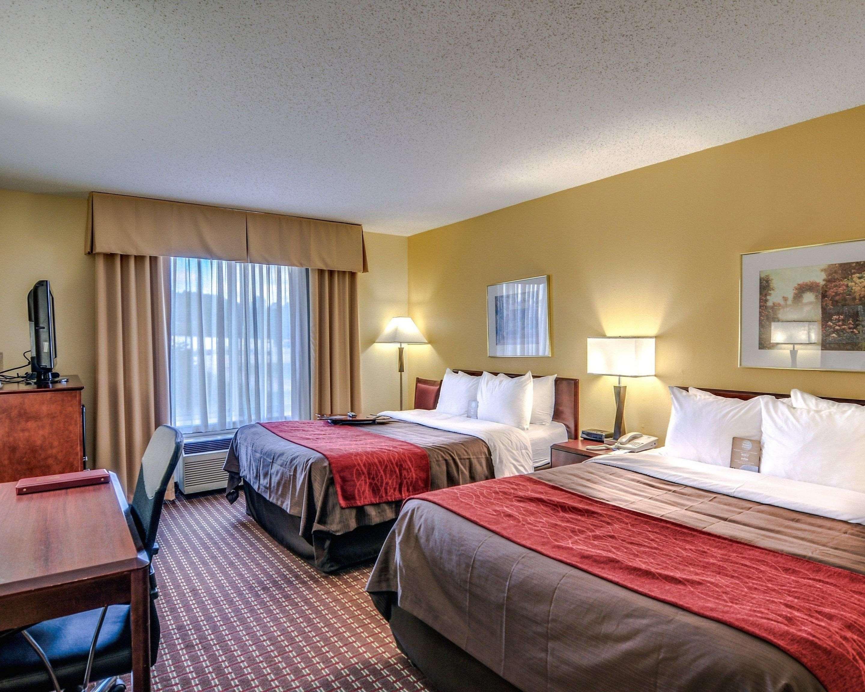 Comfort Inn & Suites Hillsville I-77 Esterno foto