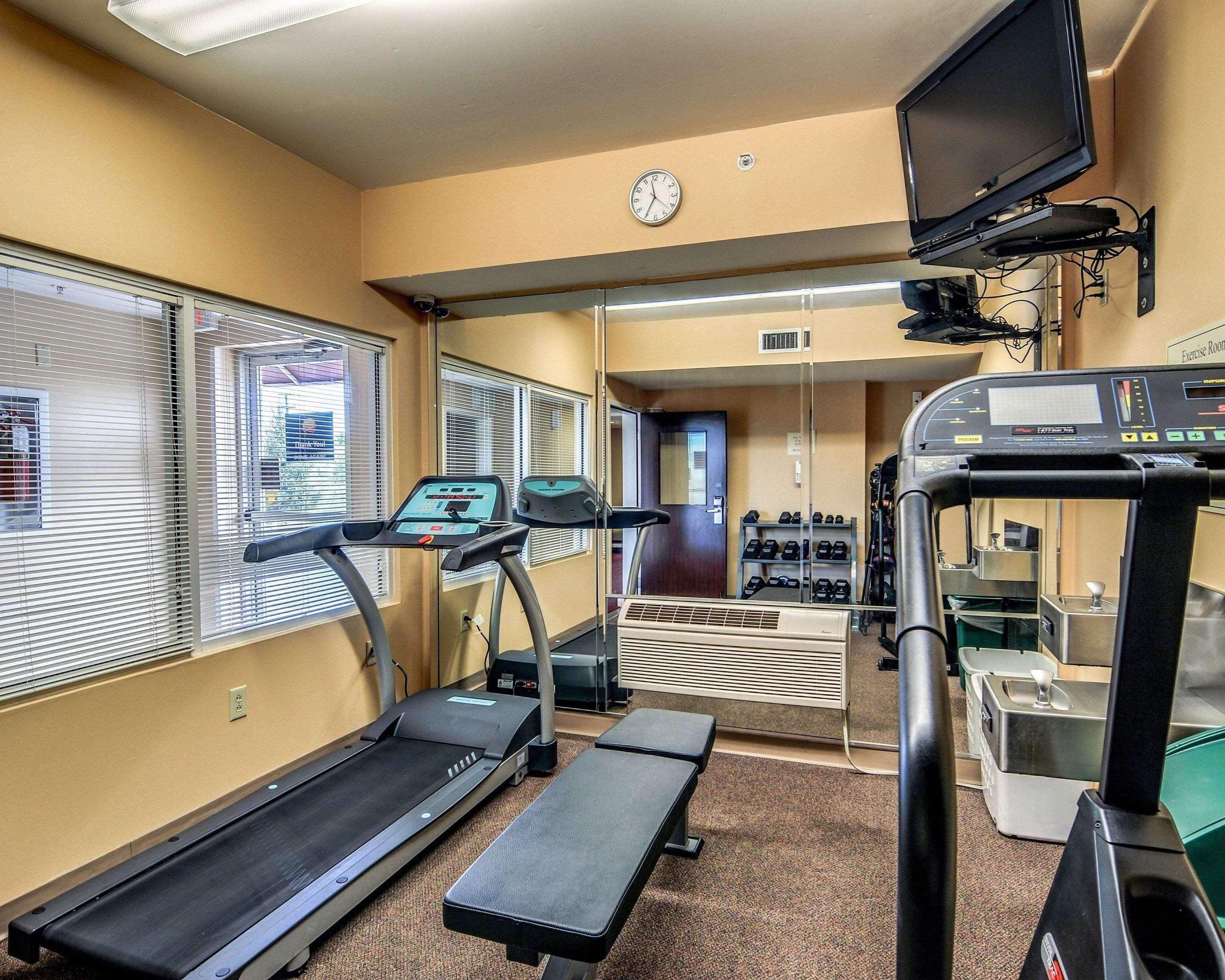 Comfort Inn & Suites Hillsville I-77 Esterno foto