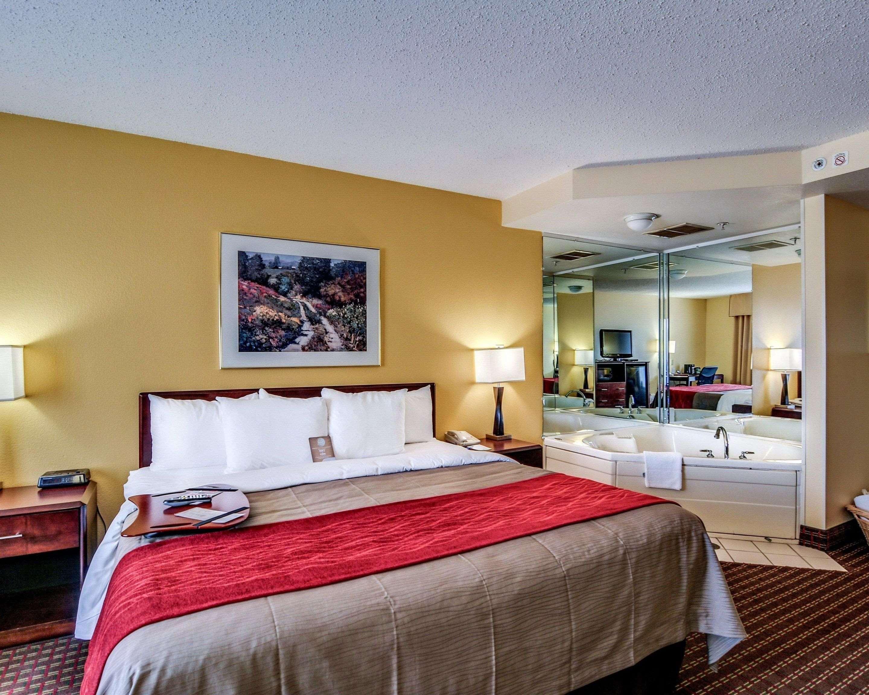 Comfort Inn & Suites Hillsville I-77 Esterno foto