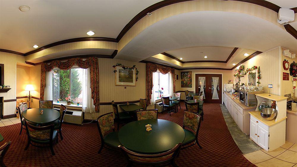 Comfort Inn & Suites Hillsville I-77 Esterno foto