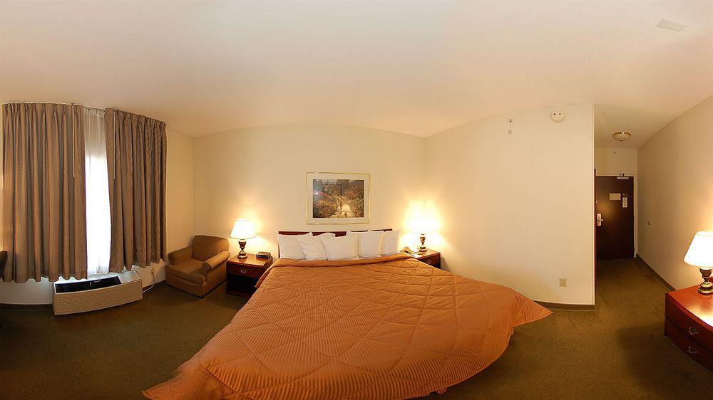 Comfort Inn & Suites Hillsville I-77 Esterno foto